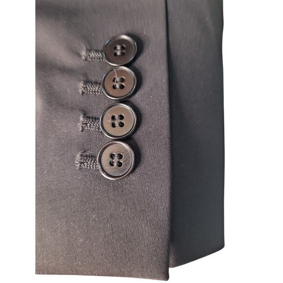 Talbots Black Two Button Women's Blazer Lined Front Pockets Sz 12 - Picture 3 of 6